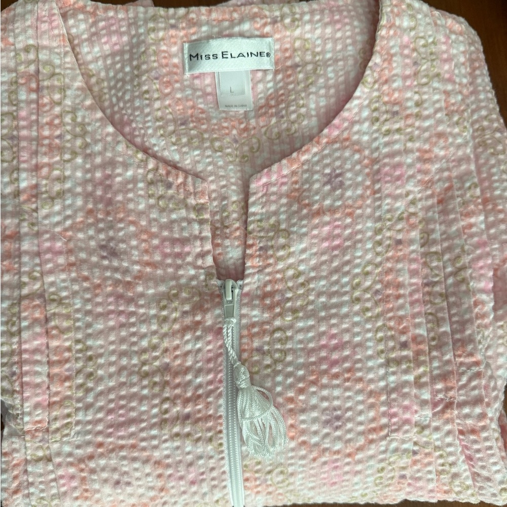 Miss Elaine Pink Seersucker House Dress  Zipper, Pockets Sz LARGE Short Sleeve